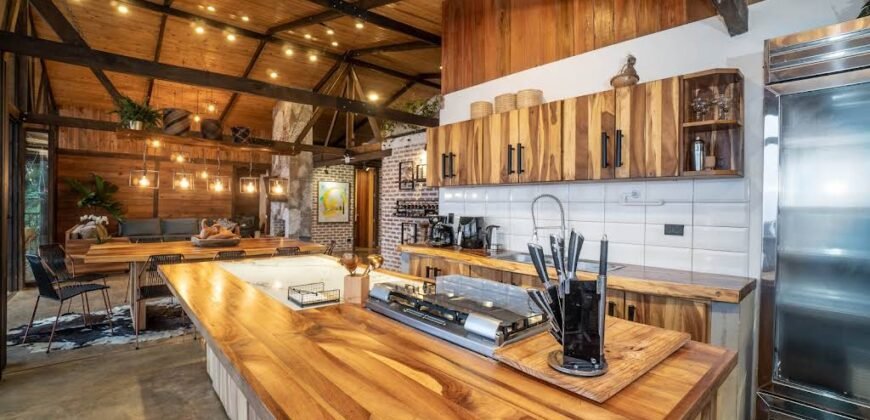 Alojamiento – La Montaña Secreta