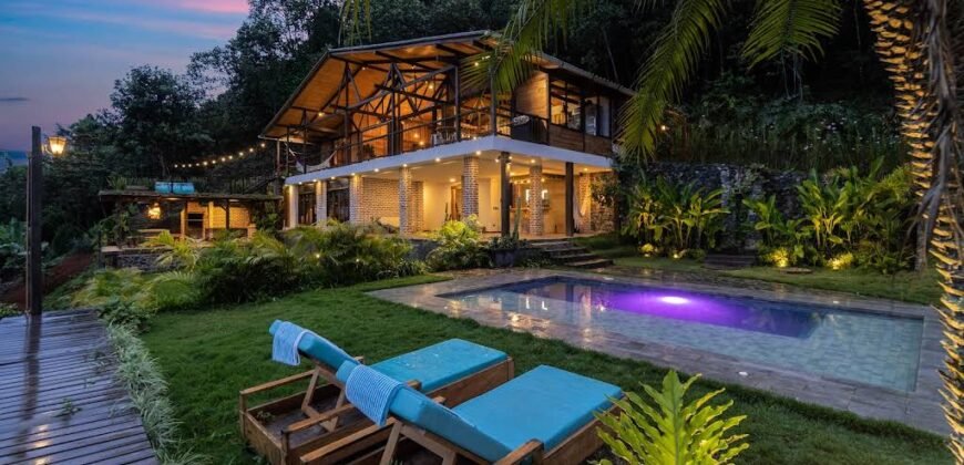 Alojamiento – La Montaña Secreta